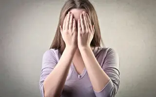 Mujer con miedo. - UNIVERSIDAD FRANCISCO DE VITORIA