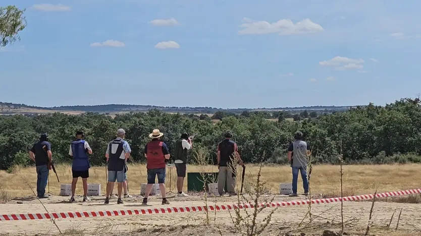 Extraordinaria participación en la tirada al plato de Lumbrales