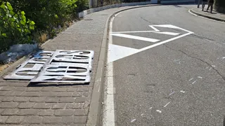 Señalización de las plazas de aparcamiento en las calles de Morse y Pasteur, en El Zurguén