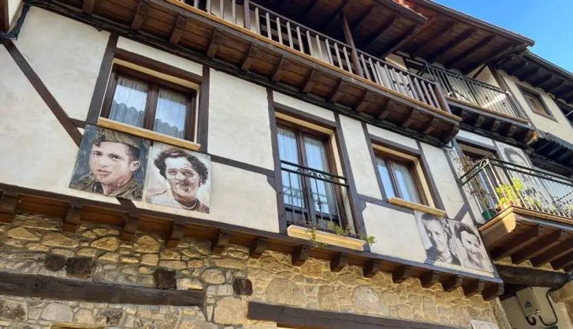 Retrato, fachada, Mogarraz (4)