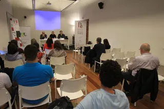 JOTA0248 1