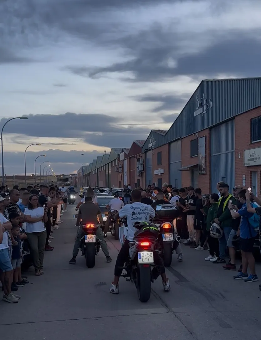 Homenaje a Iván García Castro en Villares