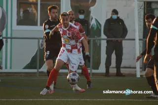 Pino marcó el gol del Guijuelo ante Racing Ferrol.