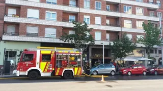 Bomberos en el Paseo de la Estación