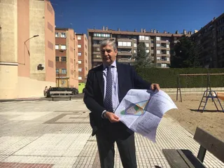 El Ayuntamiento mejorará la zona verde de la calle Alicante según la propuesta de los vecinos