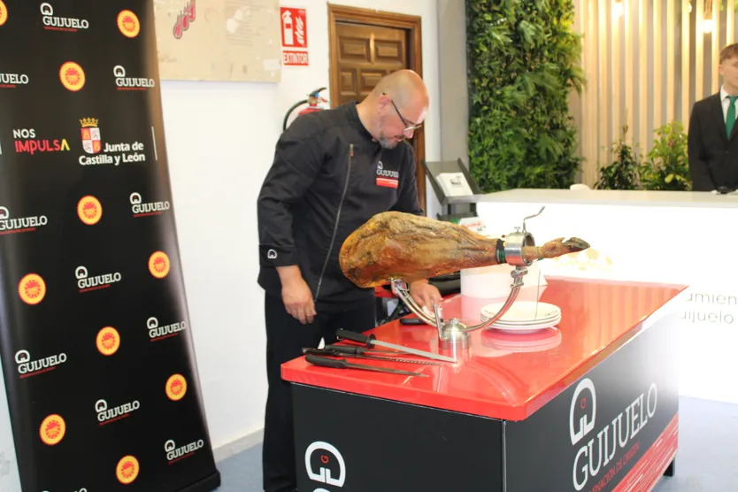 Inauguraci&oacute;n Fic 2.26 En Guijuelo (5)