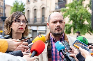 Los concejales socialistas Chema Collados y María Jesús Santa María