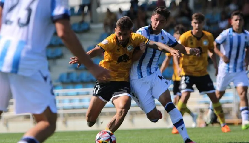 Álvaro Gómez, ante la Real B | FOTO UNIONISTAS CF