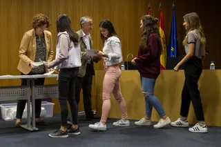 Calasanz entrega diploma (10) (Copy)