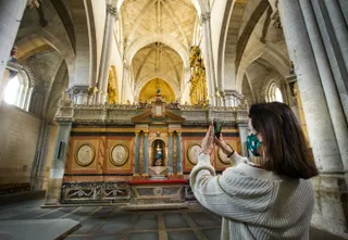 La Junta aprueba un decreto ley con ayudas directas para reactivar el turismo y el deporte