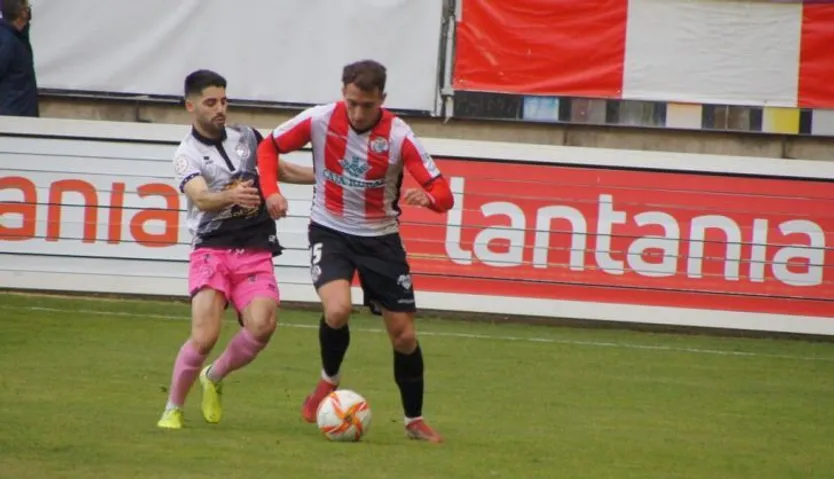 Baselga y Montes, en una acción del partido / FOTO SALAMANCA24HORAS.COM
