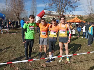 Participantes jóvenes de la Escuela de Triatlón Salmantina | FOTO ESCUELA DE TRIATLÓN SALMANTINA