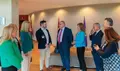 Rubén Cañizares con el consejero de Sanidad durante una visita a la Consejería.