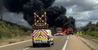 Arde un camión en la A 52, en Zamora