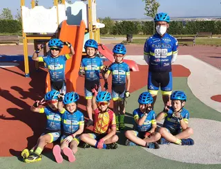 Los más jóvenes de la Escuela de Ciclismo Salmantina compiten en Benavente