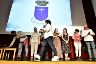 Entrega de placas a los vecinos de Sancti Spíritus por sus fiestas patronales 2022 1