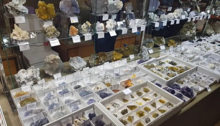 Feria de Minerales