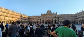Preparativos previos a la Conferencia de Presidentes en la Plaza Mayor