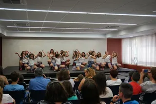 Exhibición de los alumnos de la Escuela de Baile Moderno