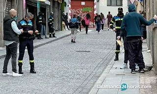 La Policía Local sanciona a 24 personas por saltarse el toque de queda y disuelve cuatro botellones con 15 participantes