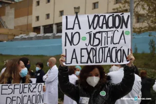 Nueva concentración sanitarios Hospital decretazo (8)
