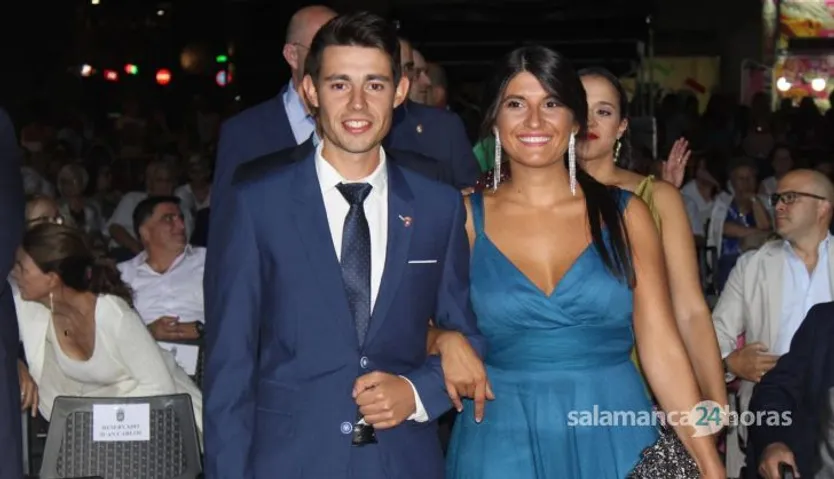 Presentación de la corte de honor y pregón en las fiestas de Guijuelo 2023. Fotos Carlos H (6)