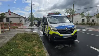 Operativos movilizados ante la caída de moto a la altura del número 9 de la calle Palos de la Frontera, en Salamanca