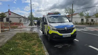 Operativos movilizados ante la caída de moto a la altura del número 9 de la calle Palos de la Frontera, en Salamanca