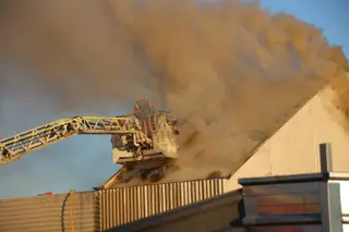 Incendio en una residencia de la avenida Dolores Cebrián