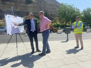 Fernando Carabias en las obras del carril bici