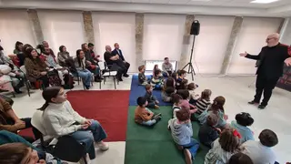 Archivo: V Salón del Libro Infantil y Juvenil.