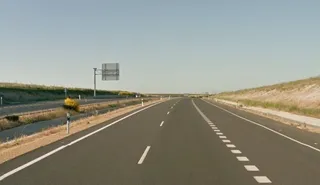 Herida una mujer al salirse de la carretera el turismo que conducía en Valdunciel