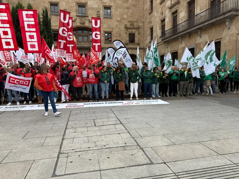 Los sindicatos se movilizan en Salamanca por el bloqueo salarial en los servicios públicos y amenazan con huelga