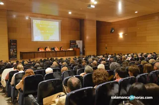 Graduación de economía 2019 (19)