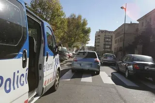 Herida una mujer tras el choque de tres vehículos en la avenida de los Maristas