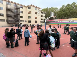 Imagen de archivo de la vuelta al cole en Salamanca capital en el inicio del curso académico 2025-2026