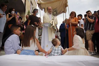 Calvarrasa de Abajo. Misa Corpus y procesión