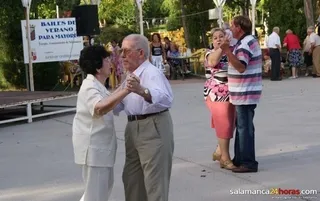 Nueva edición de los bailes de verano para mayores a partir del sábado