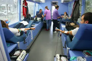 La Federación de Donantes de Sangre de Castilla y León hace un llamamiento a los jóvenes “para que el mundo siga latiendo”. | FOTO: ICAL