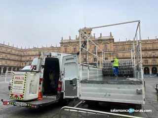 Retirada regalo Plaza Mayor Salamanca (8 1 2020) (1) 1200x900