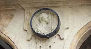 El alcalde dejará en manos de Patrimonio la futura protección del medallón de Franco un 20-N