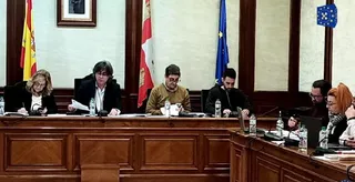 Pleno Béjar 26 febrero 24. Foto retransmisión Béjar en Europa.