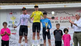 Samuel Allen, de Promesal, se lleva el oro en la Vuelta Cadete Provincial dominada por el MMR asturiano