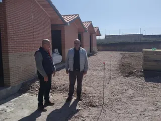 Nuevas casetas de aperos en los huertos familiares de Villares de la Reina (1)