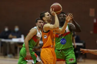 Imagen del Carbajosa Basket - Zornotza / FOTO SALAMANCA24HORAS.COM