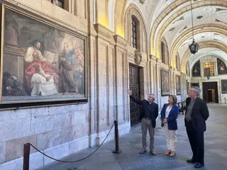 Rueda de prensa para presentar las obras de restauración de varios lienzos del programa iconográfico Vita Ignatii que la UPSA llevará a cabo con el apoyo de la Fundación Inés Luna Terrero. | Belén Hurtado