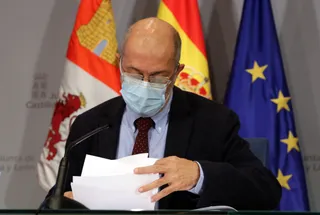 La Junta cierra el interior de los bares, restaurantes y salas de juego de Villamayor, Santa Marta y Carbajosa