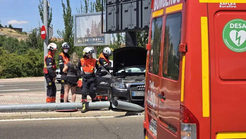 Accidente rotonda Charrería