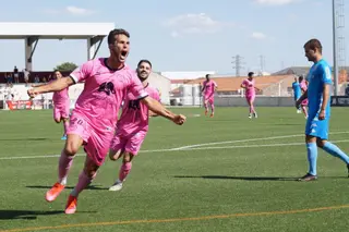 Espina celebra el 1-0 en el Reina Sofía ante la Cultural | FOTO SALAMANCA24HORAS.COM
