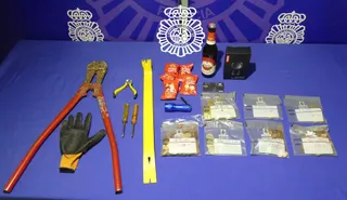 Objetos robados en la calle Conde de Cabarrús. Foto Policía Nacional